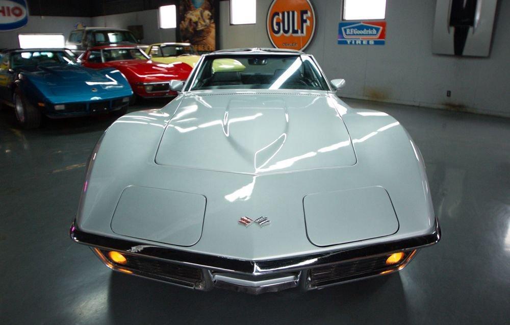 1969 Chevrolet Corvette - Image 3