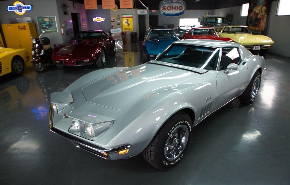 1969 Chevrolet Corvette - Image 8