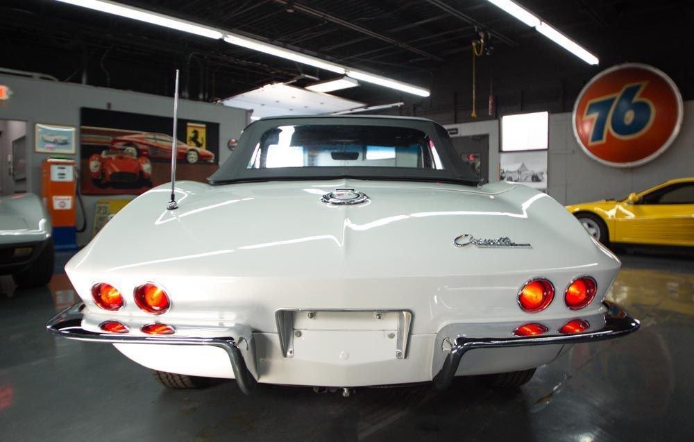 1965 Chevrolet Corvette - Image 3
